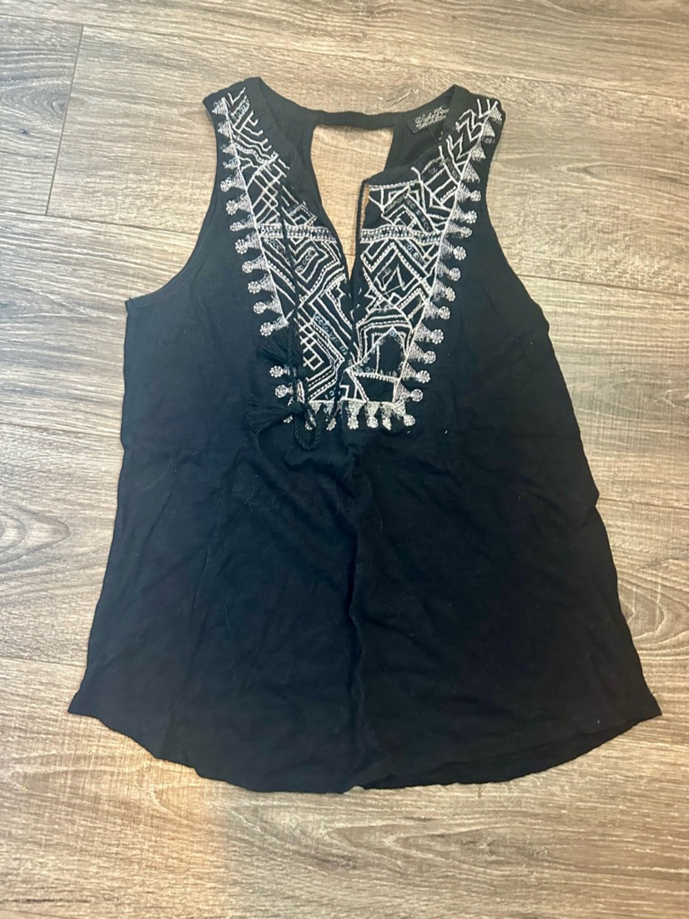 Lucky Brand XS Black Sleeveless Tank with White Embroidered V-Neck